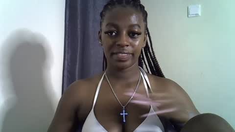 Snapshot of sexy_linda022 chatting on 11, 7, 2026 Linda online show from 11, 7, 2026