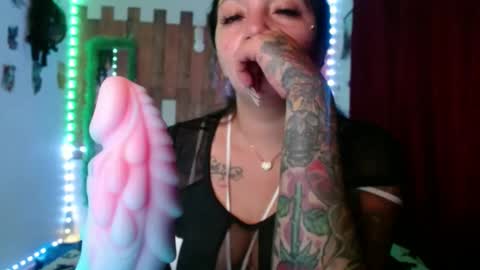 Snapshot of sexy_lolas chatting on 19, 1, 2025 sexy lolas online show from 19, 1, 2025