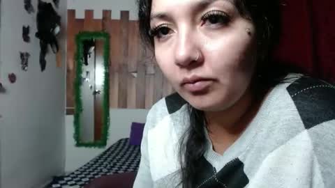 Snapshot of sexy_lolas chatting on 2, 2, 2025 sexy lolas online show from 2, 2, 2025