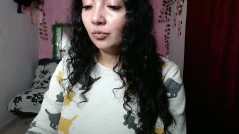 Snapshot of sexy_lolas chatting on 25, 2, 2025 sexy lolas online show from 25, 2, 2025