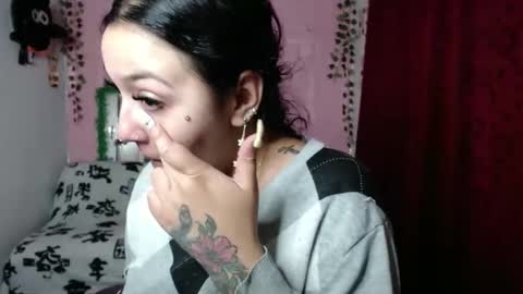 Snapshot of sexy_lolas chatting on 3, 3, 2025 sexy lolas online show from 3, 3, 2025