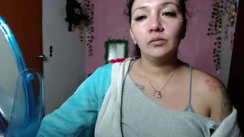 Snapshot of sexy_lolas chatting on 6, 3, 2025 sexy lolas online show from 6, 3, 2025