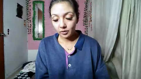 Snapshot of sexy_lolas chatting on 3, 10, 2025 sexy lolas online show from 3, 10, 2025