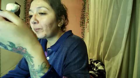 Snapshot of sexy_lolas chatting on 17, 11, 2025 sexy lolas online show from 17, 11, 2025