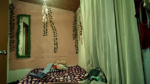 Snapshot of sexy_lolas chatting on 23, 11, 2025 sexy lolas online show from 23, 11, 2025