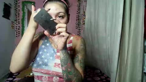 Snapshot of sexy_lolas chatting on 20, 12, 2025 sexy lolas online show from 20, 12, 2025