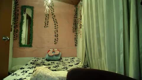 Snapshot of sexy_lolas chatting on 9, 1, 2026 sexy lolas online show from 9, 1, 2026