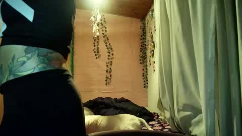 Snapshot of sexy_lolas chatting on 14, 3, 2026 sexy lolas online show from 14, 3, 2026