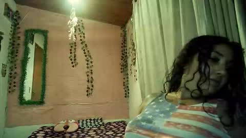 Snapshot of sexy_lolas chatting on 28, 3, 2026 sexy lolas online show from 28, 3, 2026