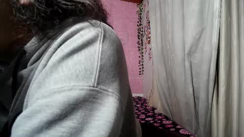 Snapshot of sexy_lolas chatting on 15, 6, 2026 sexy lolas online show from 15, 6, 2026