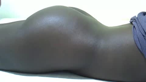 Snapshot of sexy_loner07 chatting on 12, 10, 2025 Loner online show from 12, 10, 2025