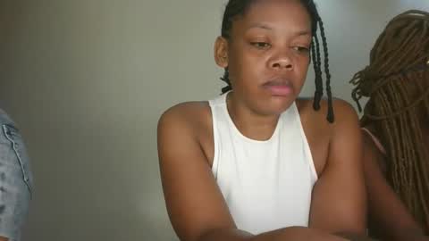 sexy_lyna online show from 18, 4, 2026