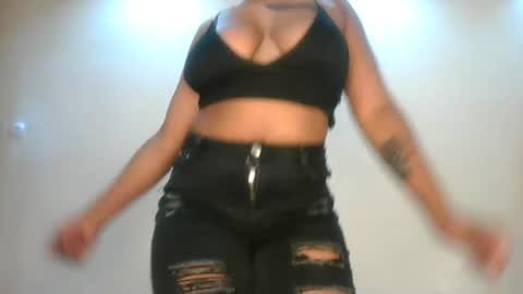 Snapshot of sexy_lyna chatting on 1, 8, 2026 sexy_lyna online show from 1, 8, 2026