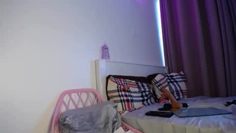 sexy_mia6 online show from 7, 1, 2026