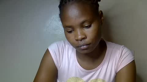 Molyne online show from 11, 4, 2026