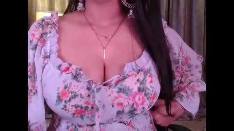 Snapshot of sexy_myra18 chatting on 9, 11, 2025 myra online show from 9, 11, 2025