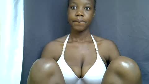 Snapshot of sexy_peach4 chatting on 2, 7, 2026 sexy_peach4 online show from 2, 7, 2026
