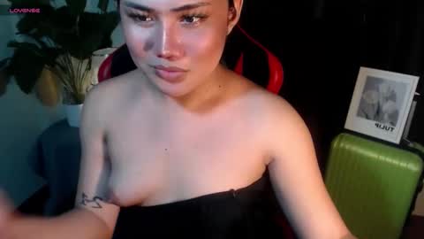 Snapshot of sexy_rc18 chatting on 5, 6, 2026 RC online show from 5, 6, 2026