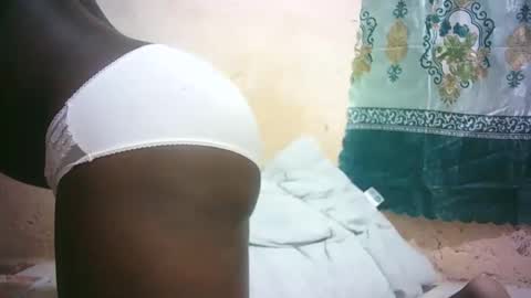 Snapshot of sexy_sandrah chatting on 4, 6, 2026 sexy_sandrah online show from 4, 6, 2026