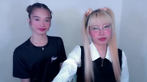   online show from 12, 2, 2025