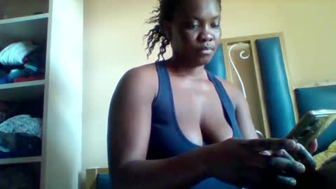 Snapshot of sexy_vivy1 chatting on 8, 11, 2025 sexy_vivy1 online show from 8, 11, 2025