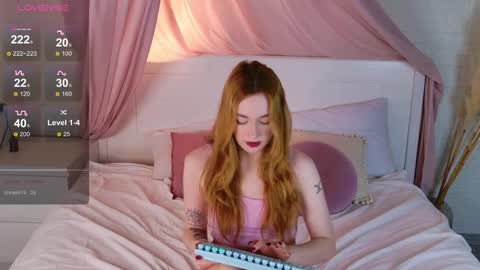 Snapshot of sexy_witches chatting on 13, 11, 2025 sexy_witches online show from 13, 11, 2025