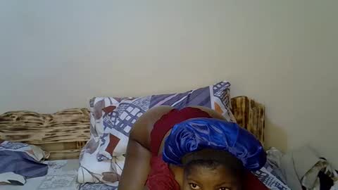Snapshot of sexy_yello chatting on 27, 10, 2025 Bantu girl online show from 27, 10, 2025