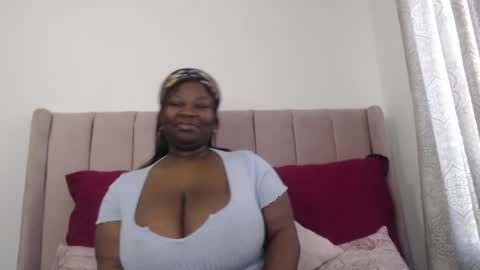 Snapshot of sexyangiexx chatting on 14, 6, 2026 Angie online show from 14, 6, 2026