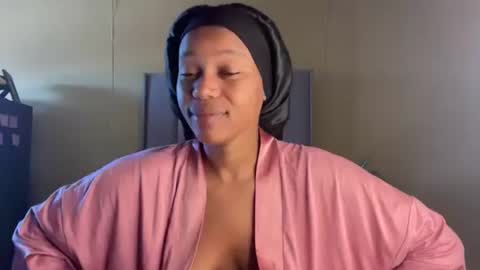 Snapshot of sexyasszeeee chatting on 3, 10, 2025 sexyasszeeee online show from 3, 10, 2025