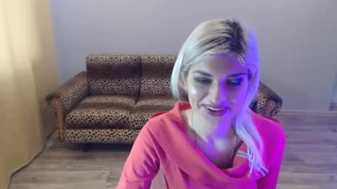 Snapshot of sexybeatriice chatting on 1, 2, 2025 sexybeatriice online show from 1, 2, 2025