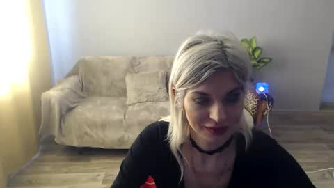 sexybeatriice online show from 15, 3, 2026