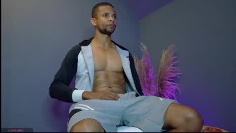 Snapshot of sexyblack1993 chatting on 5, 2, 2025 sexyblack online show from 5, 2, 2025