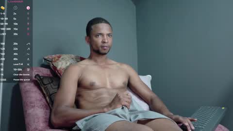 Snapshot of sexyblack1993 chatting on 20, 2, 2025 sexyblack online show from 20, 2, 2025