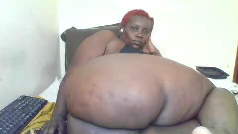 Snapshot of sexyblackberry7 chatting on 1, 7, 2026 MAUREEN online show from 1, 7, 2026