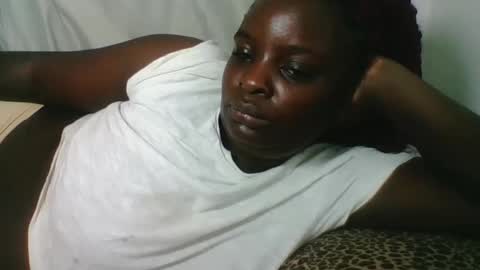Snapshot of sexyblackgal10 chatting on 28, 9, 2025 sexyblackgal10 online show from 28, 9, 2025
