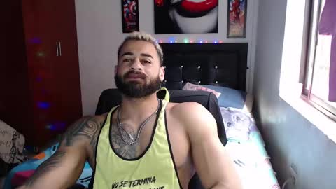 Snapshot of sexybody3224 chatting on 31, 12, 2024 said online show from 31, 12, 2024