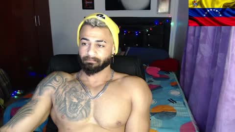 Snapshot of sexybody3224 chatting on 5, 1, 2025 said online show from 5, 1, 2025