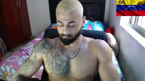 Snapshot of sexybody3224 chatting on 19, 1, 2025 said online show from 19, 1, 2025