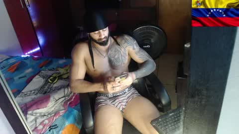 Snapshot of sexybody3224 chatting on 30, 1, 2025 said online show from 30, 1, 2025