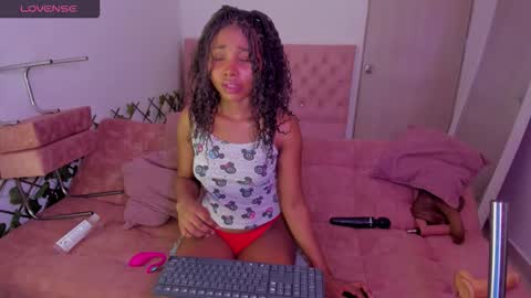 Snapshot of sexybrunnetem chatting on 9, 2, 2026 sofia online show from 9, 2, 2026