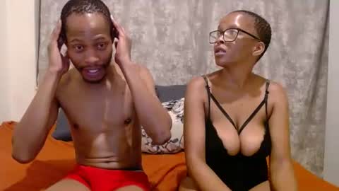 sexycouplexx01 online show from 1, 2, 2026