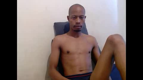 sexycouplexx01 online show from 23, 2, 2026