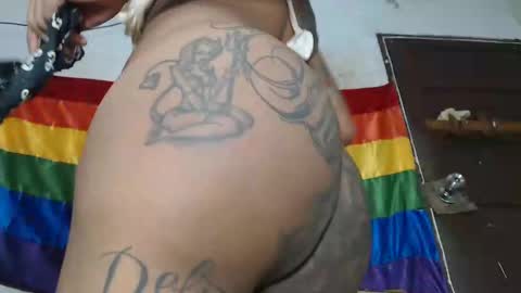 Snapshot of sexydevilrich chatting on 28, 10, 2025 SEXYDEVILRICH online show from 28, 10, 2025