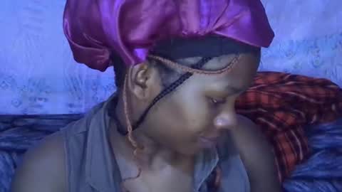 sexydoll002 online show from 12, 11, 2025