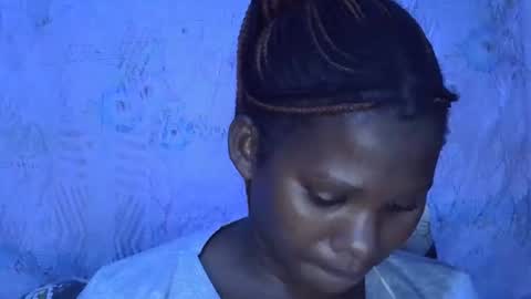 sexydoll002 online show from 22, 11, 2025