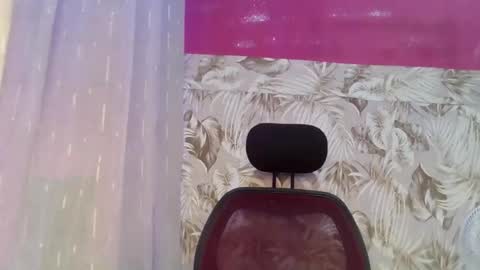 Snapshot of sexydoll32 chatting on 28, 4, 2026 sexydoll32 online show from 28, 4, 2026