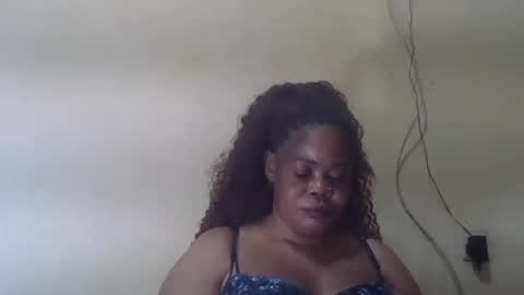 Snapshot of sexydove2 chatting on 19, 6, 2026 EMILY online show from 19, 6, 2026