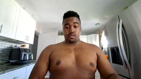 Snapshot of sexyebonycock21 chatting on 19, 10, 2025 sexyebonycock21 online show from 19, 10, 2025