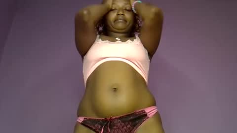 Snapshot of sexyfassy chatting on 27, 10, 2025 faisy online show from 27, 10, 2025