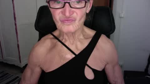 Snapshot of sexyfit58 chatting on 22, 1, 2025 SexyFit58 online show from 22, 1, 2025